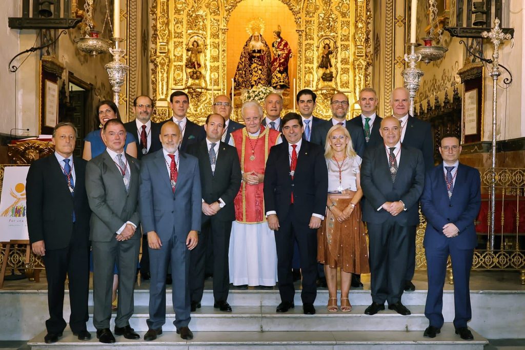 Foto Junta de Gobierno de la Hermandad de la Amargura de Sevilla